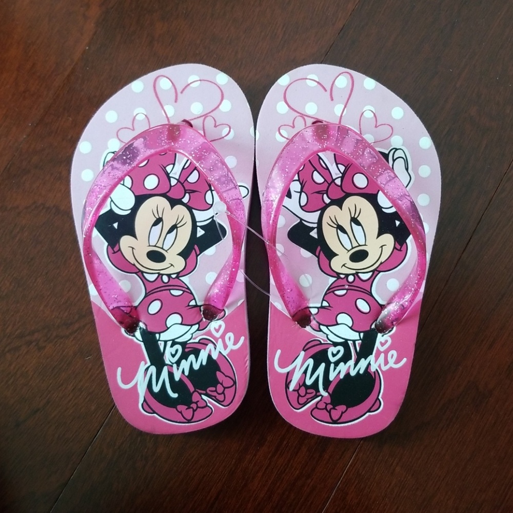 NWOT Minnie Mouse Pink Flip Flop Sandals